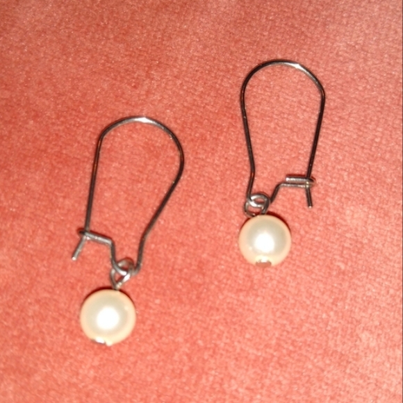 Cream Pearl Drop Handmade Earrings Stainless Steel Wire Mini Dangle Pearls KATTA - Picture 3 of 5